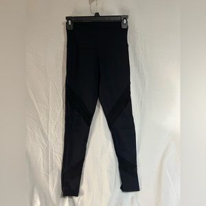 Onzie Black leggings woman’s size xs